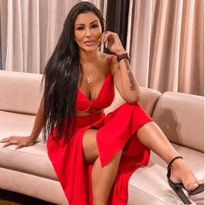 Mãe de Bia Miranda, Jenny Miranda causou polêmica ao longo do reality show