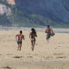 Irritada, Naomi Campbell correu atrás do fotógrafo em Trancoso, na Bahia