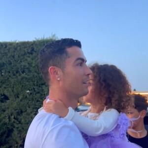 Cristiano Ronaldo ficou surpreso com o presente que ganhou de Georgina Rodríguez