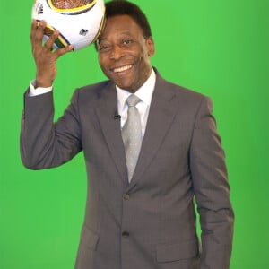 Pelé parabenizou Argentina pelo título mundial em seus últimos dias de vida