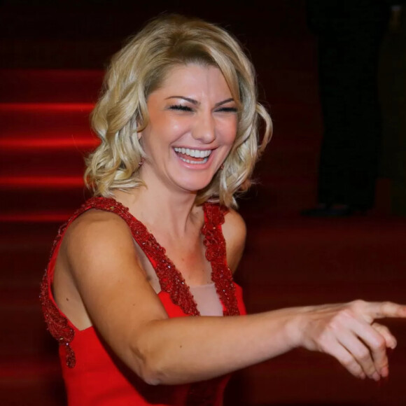 Antonia Fontenelle comparou roupa de Janja na posse de Lula à velha guarda da Imperatriz Leopoldinense