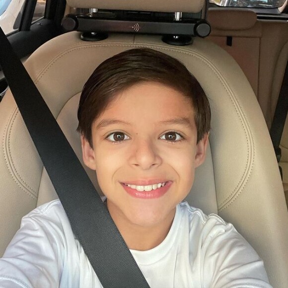 A semelhança de Bernardo com Cristiano Araújo impressionou os fãs do sertanejo