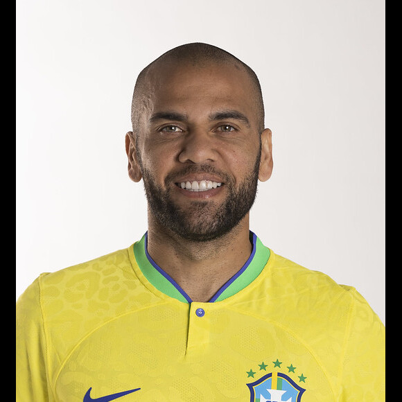 Daniel Alves disputou 3 Copas do Mundo pela seleção brasileira, 2010, 2014, 2022