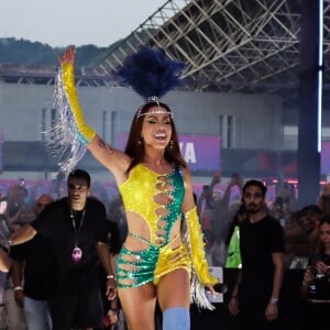 Anitta apresentou o 'Ensaios da Anitta', projeto de pré-carnaval, no Rio de Janeiro
