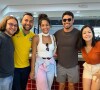 Barbara Reis e Cauã Reymond posam com fãs no Mato Grosso do Sul em intervalo das gravações da novela 'Terra Vermelha'