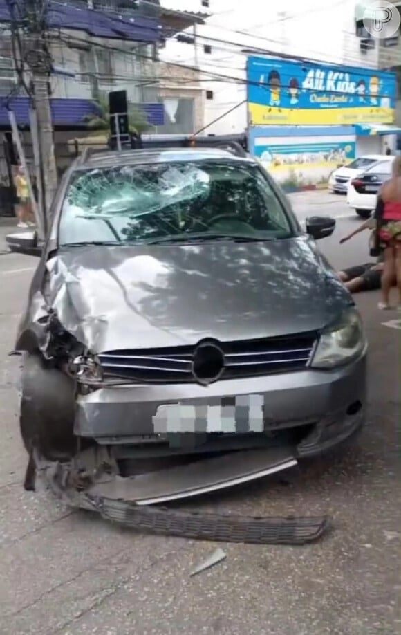  O veículo em que Léo Batista estava colidiu com um motociclista