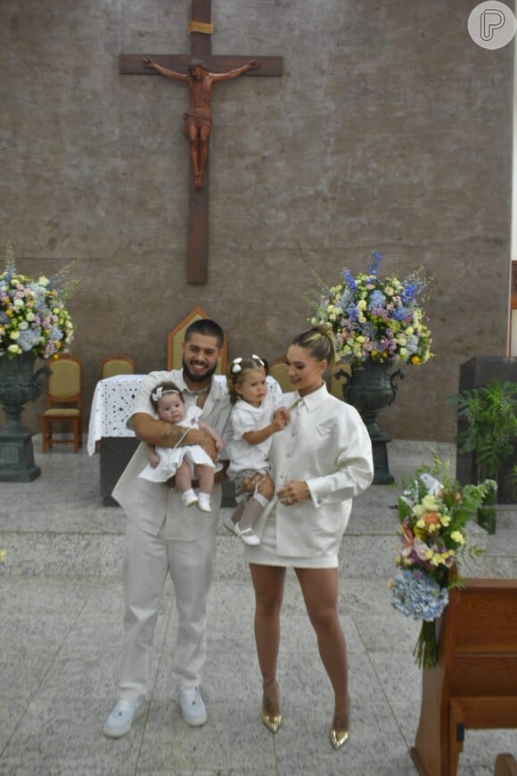 A cerimônia de batizado aconteceu em uam igreja católica de Goiânia