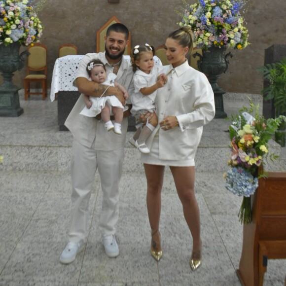 A cerimônia de batizado aconteceu em uam igreja católica de Goiânia