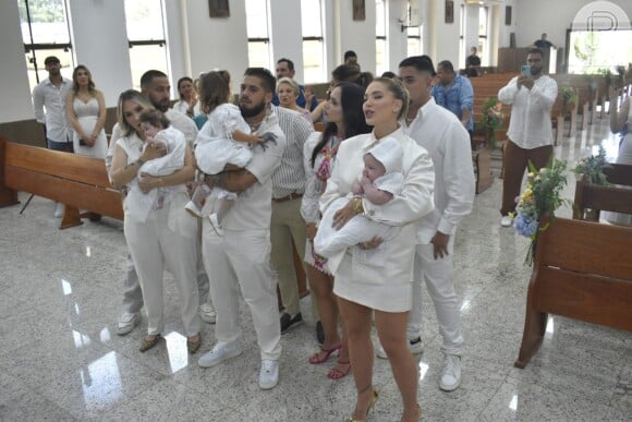 Além das filhas de Virgínia Fonseca e Zé Felipe, Miguel, afilhado da influencer, também foi batizado