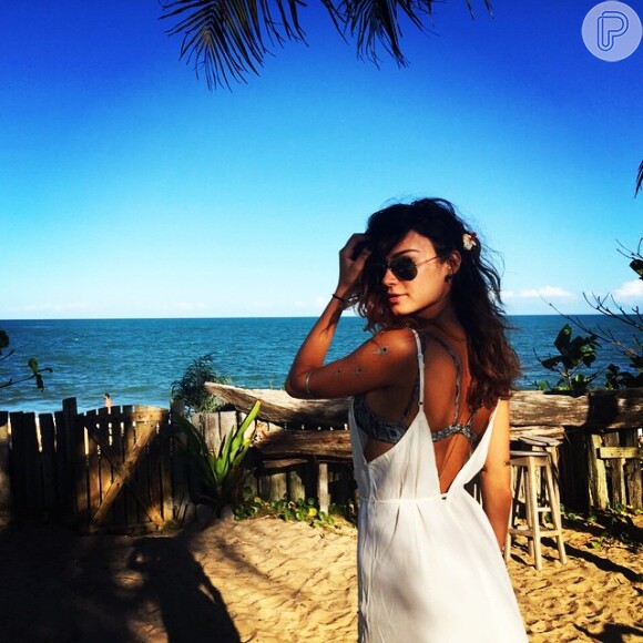 No Instagram, Thaila Ayala comemorou a viagem ao nordeste: 'Axé Bahia'