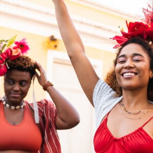 Carnaval 2023: previsão dos signos aponta beijos, paquera, namoro e até 'fogo', segundo astrólogo