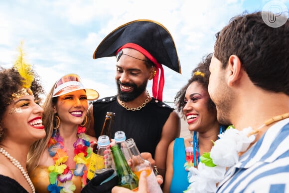 O Carnaval é momento de muito romance: astrólogo conta quais signos vão se dar bem na folia!