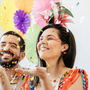 Carnaval com beijos e romance: alguns signos terão vantagem no amor nesse carnaval, diz astrólogo