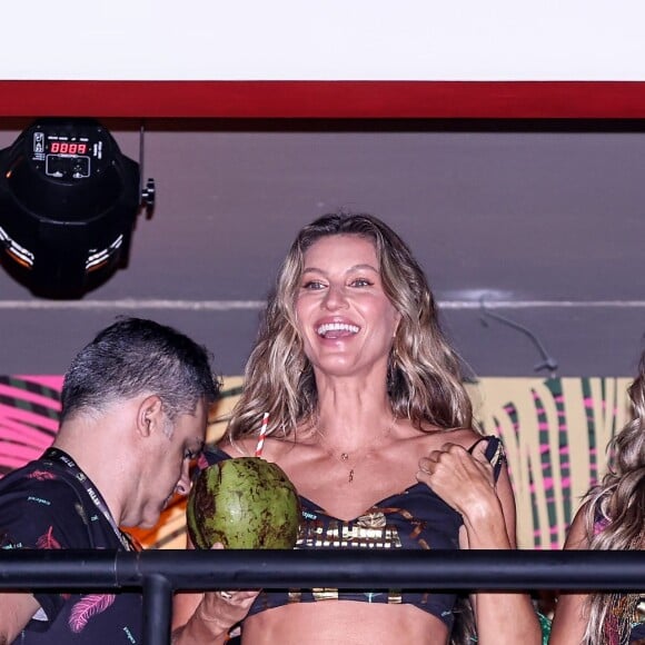 Gisele Bündchen foi sensação no Carnaval carioca em 2023