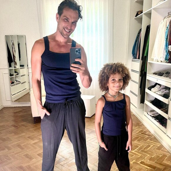 Filho de Igor Rickli tem acompanhado a mãe no 'BBB 23'