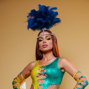 O look de Guerreira da Favela no Carnaval de Anitta foi um pedido da cantora à stylist