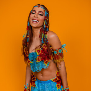 Um dos looks favoritos do Carnaval de Anitta para Clara Lima foi o da Cabocla Jurema