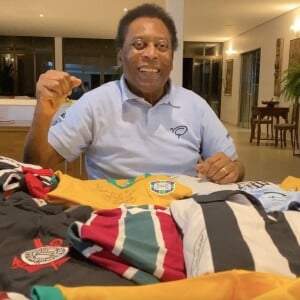 Pelé será homenageado em Paris, na festa de premiação dos melhores jogadores do ano da Fifa