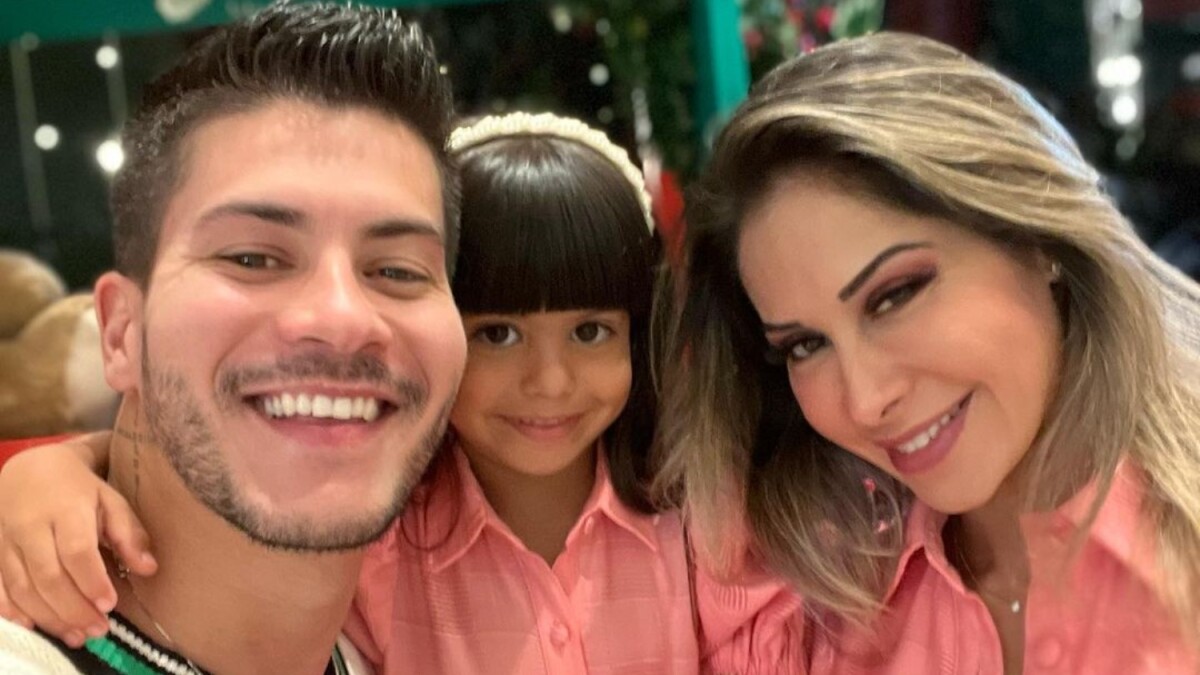 Foto Maíra Cardi Divide Opiniões Ao Gravar Vídeo De Sophia Indo Para A