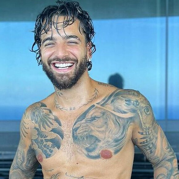 Maluma deixou os seguidores ba-ban-do com nudes na piscina