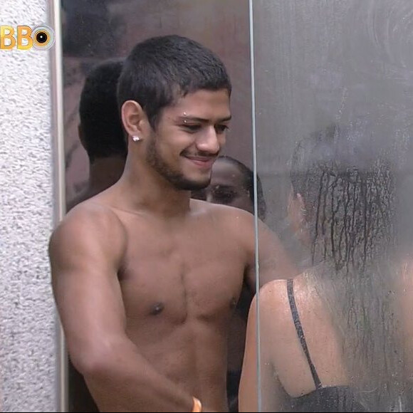 BBB 23: Bruna admitiu 'amnésia' após festa e questionou se havia beijado Gabriel durante a madrugada