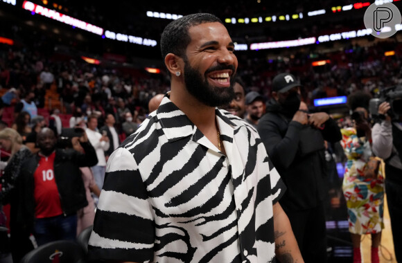 Drake foi flagrado curtindo festa em uma balada de Miami horas antes de cancelar show no Brasil