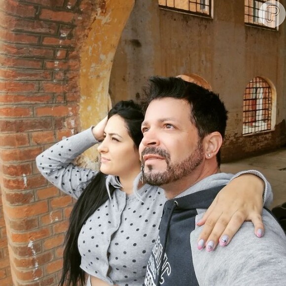 O cantor sertanejo Matheus postava muitas fotos com a mulher, Rayane Vasque, que lhe acompanhava em viagem ao Rio de Janeiro