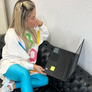 Poliana Rocha se formou em Jornalismo e agora é influencer digital