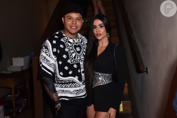 Tierry está namorando a modelo baiana Mikaely Amorim