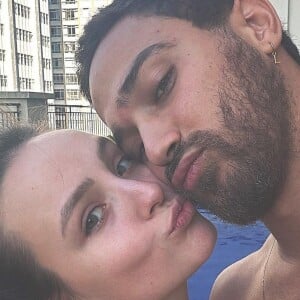 Larissa Manoela fez declaração de amor a André Luiz Frambach, de quem está noiva desde dezembro de 2022: 'A vida tem um novo sentido com você! Que a gente possa seguir assim, unidos'