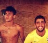 Pedro Scooby e Neymar se conhecem há muitos anos desde quando o surfista começou seu relacionamento com Luana Piovani e ganhou mídia.