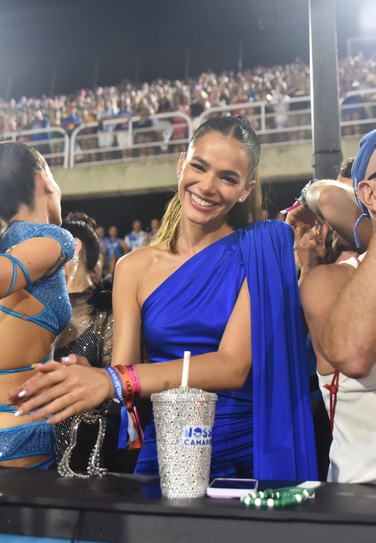 Foto Bruna Marquezine Apareceu No Trailer Do Filme Besouro Azul Purepeople