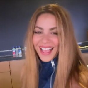 Shakira postou vídeo enquanto assistia uma partida do Miami Heart.