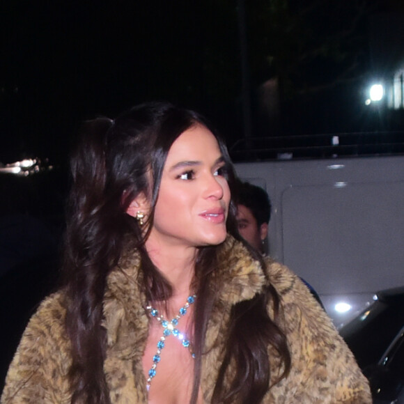 Bruna Marquezine já teria encontrado João Guilherme e o primeiro beijo também já teria acontecido