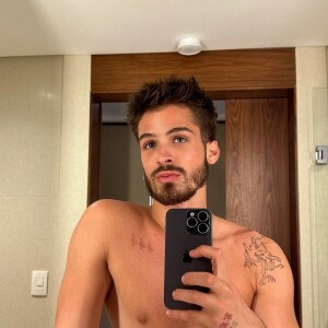 Cada dia mais gato! João Guilherme tem chamado atenção pela aparência recentemente 
