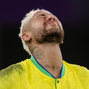 Blogueira que ficou com Neymar debocha da performance sexual do craque