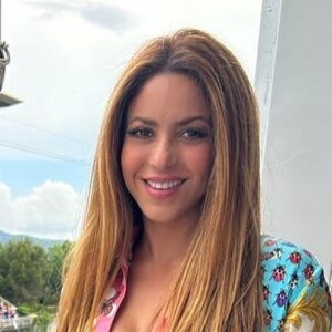 Shakira foi até a Espanha e assistiu uma corrida de Lewis Hamilton recentemente.