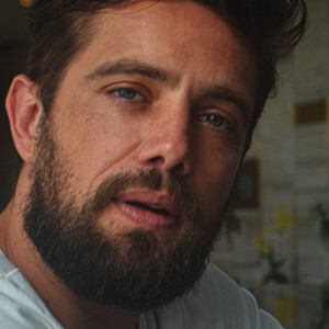 Rafael Cardoso se arrepende de compartilhar vídeo com comentário homofóbico sobre João Guilherme e pede desculpas