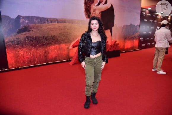 Lorena Tucci também passou pelo tapete vermelho da pré-estreia do filme 'Perdida' em 4 de julho de 2023