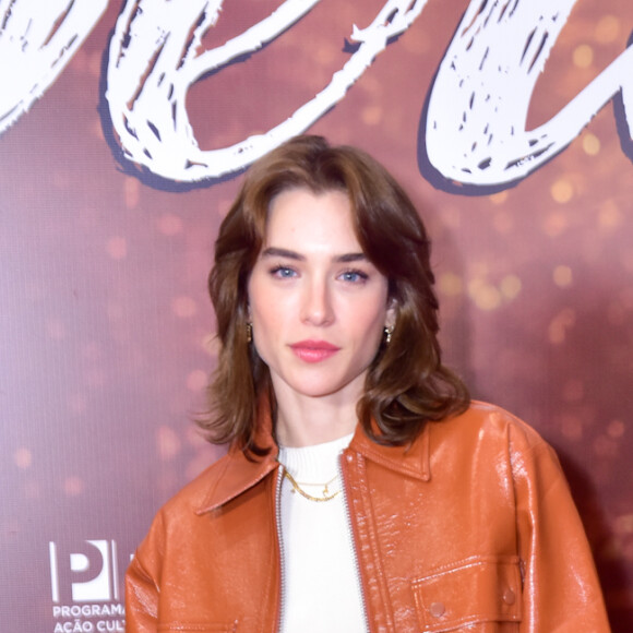 Marcela Fetter também passou pelo tapete vermelho da pré-estreia do filme 'Perdida' em 4 de julho de 2023