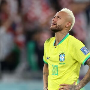 Neymar deve se aposentar em 2027 com o fim do contrato com o PSG, segundo rumores da imprensa internacional 