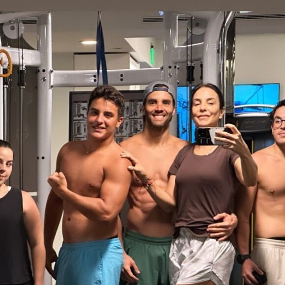 Uma foto postada por Ivete Sangalo deixou seus fãs chocados com o corpo do filho