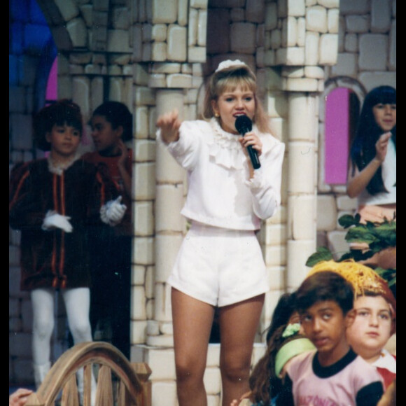 Eliana estreou como apresentadora infantil no 'Festolândia' em agosto de 1991 no SBT