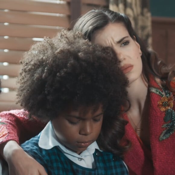 Novela 'Amor Perfeito': Marcelino (Levi Asaf) e Marê (Camila Queiroz) nem imaginam que são mãe e filho biológicos