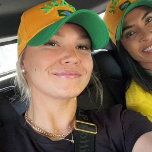 Marta e Carrie Lawrence compraram juntas recentemente uma mansão em Orlando