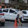Grávida de oito meses, Vanessa Giácomo passeia pelas ruas da Barra da Tijuca, no Rio de Janeiro
