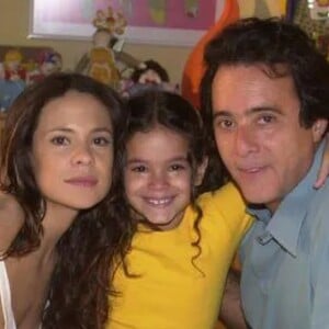 Bruna Marquezine dividia cena principalmente com Vanessa Gerbelli e Tony Ramos