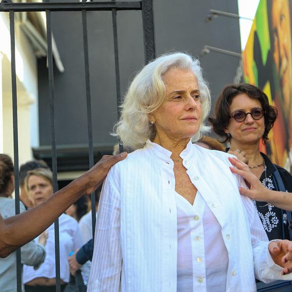 Marieta Severo foi uma das últimas a sair do velório do marido, Aderbal Freire-Filho