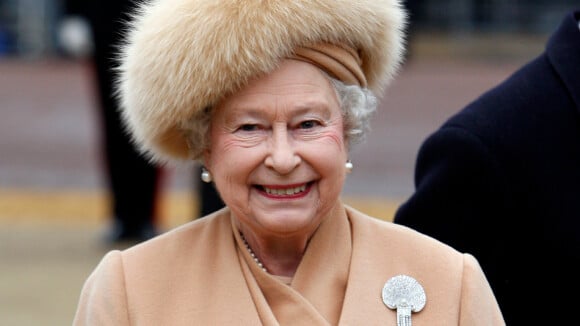 Rainha Elizabeth II está viva? Príncipe Harry e Meghan Markle assustam público da web com anuncio suspeito em site