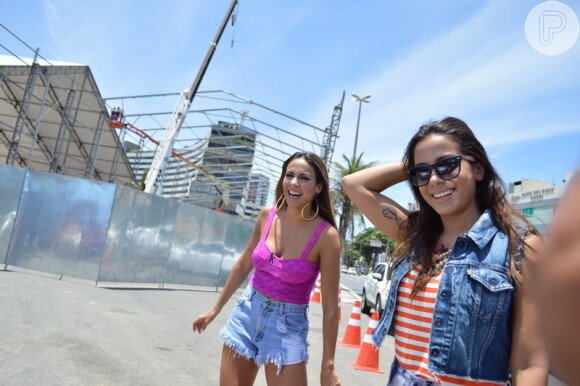 Anitta conhece circuito do Carnaval de Salvador, nesta terça-feira, 13 de janeiro de 2015